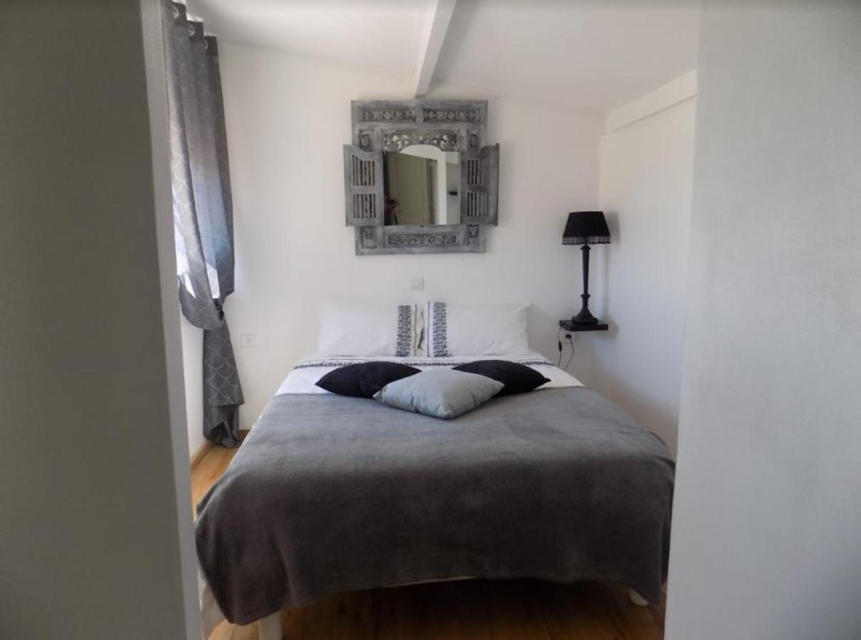 Saint-Martin-dʼArdèche B&B La Vieille Source المظهر الخارجي الصورة