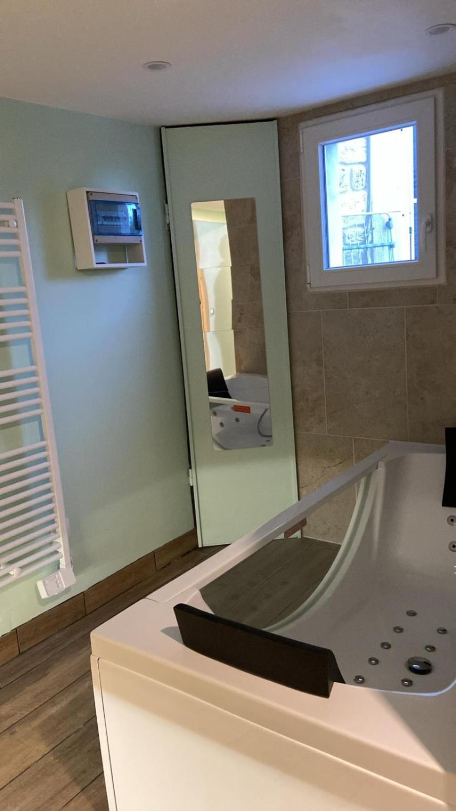 Saint-Martin-dʼArdèche B&B La Vieille Source الغرفة الصورة