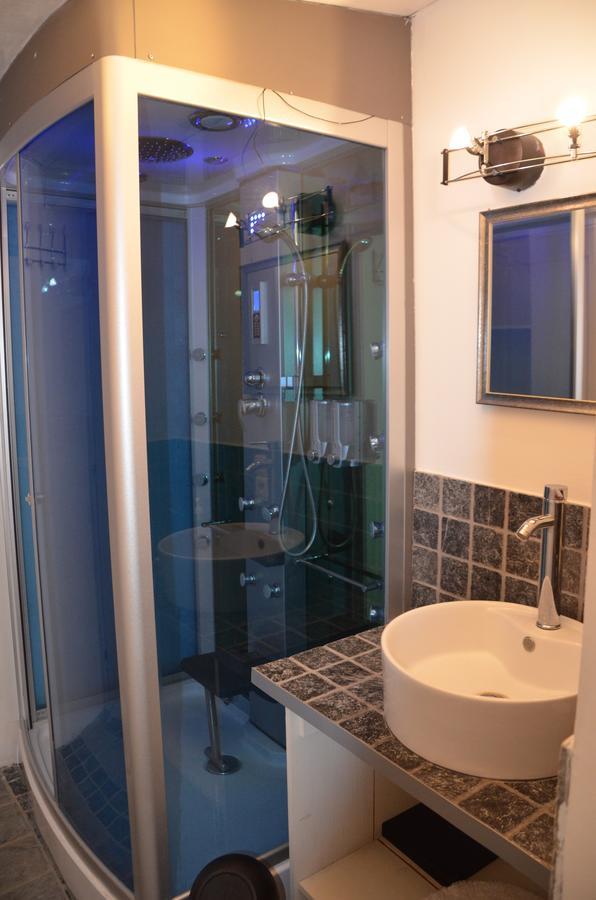 Saint-Martin-dʼArdèche B&B La Vieille Source المظهر الخارجي الصورة